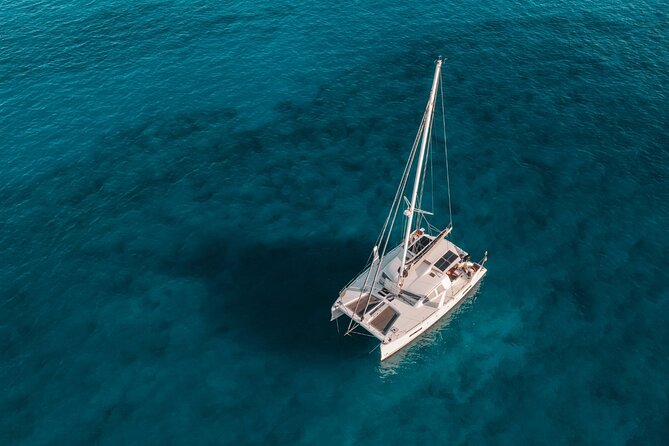 Luxury Catamaran Cruise, Dia Island –Open Bar & Lunch -Top Rated! - Choosing the best time of day