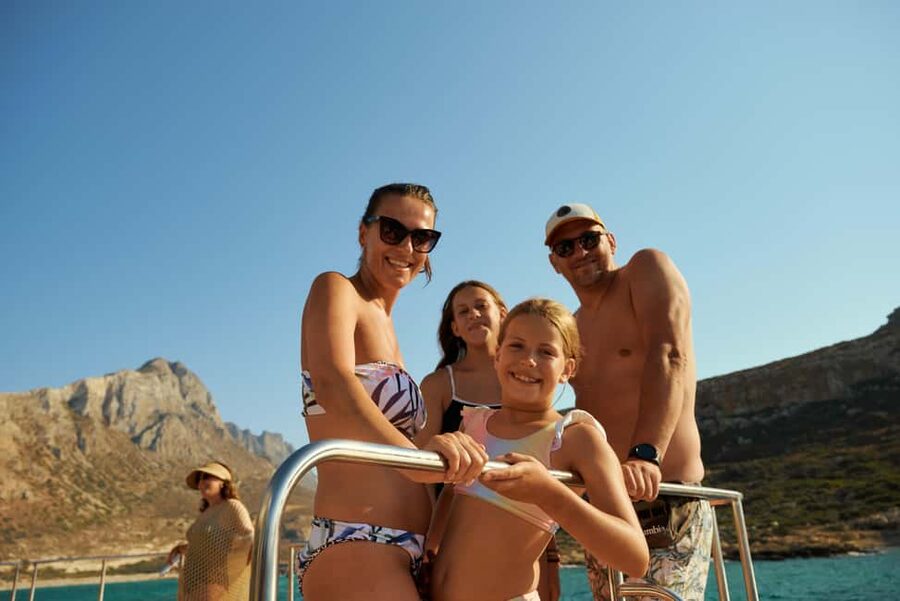 Luxury Catamaran to Balos: Sunset, Snacks, Drinks & Transfer - A luxury catamaran day from Kissamos