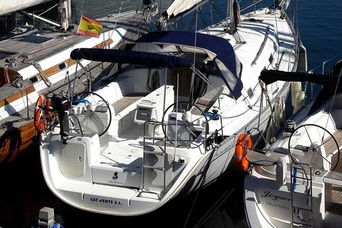 Luxury sailboat ride with drinks and aperitif-Small Groups - What the included drinks and snacks add