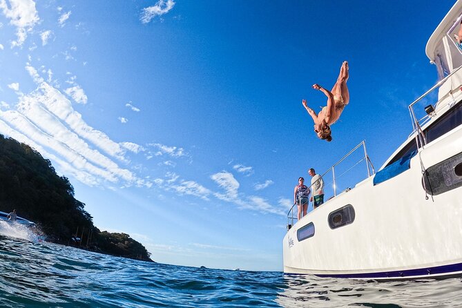 Luxury Yacht & Snorkel with All inclusive Open bar and lunch - Photos, upsells, and what to budget for