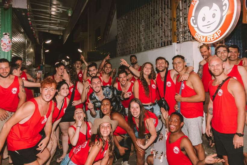 Mad Monkey Siem Reap Pub Crawl - What the Mad Monkey night is really like