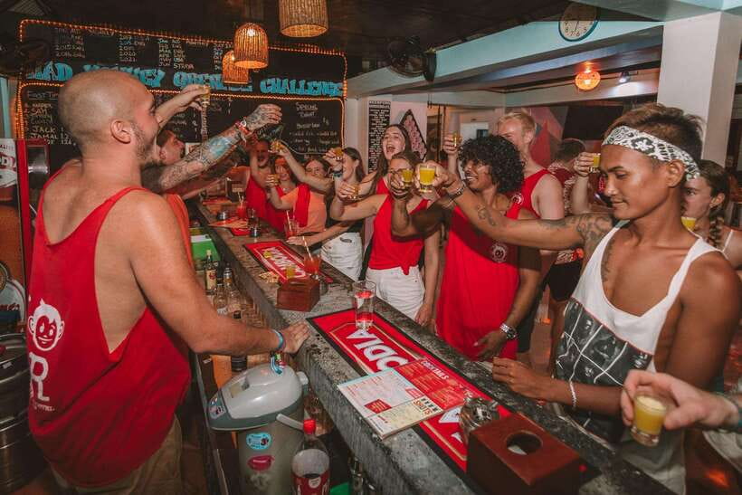 Mad Monkey Siem Reap Pub Crawl - Should you book the Mad Monkey Pub Crawl?
