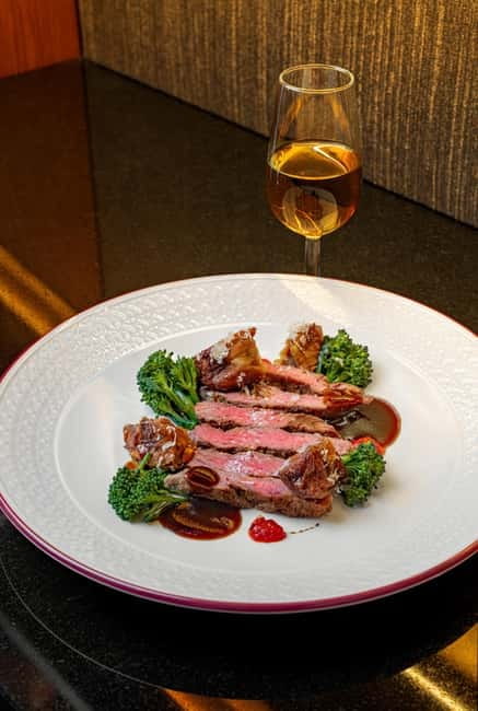 Madrid: Authentic Flamenco at Flamenco de Leones with drink - Should you book Flamenco de Leones?
