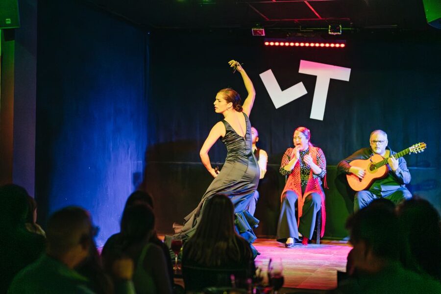 Madrid: Flamenco Show at Tablao "Las Tablas" with Drink - Cancellation and booking flexibility