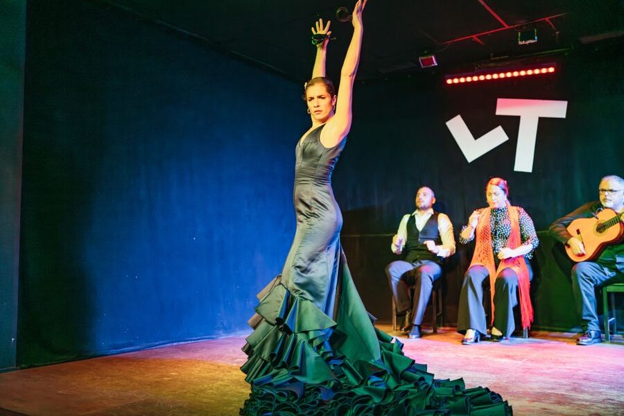 Madrid: Flamenco Show at Tablao "Las Tablas" with Drink - How to get the most from the hour