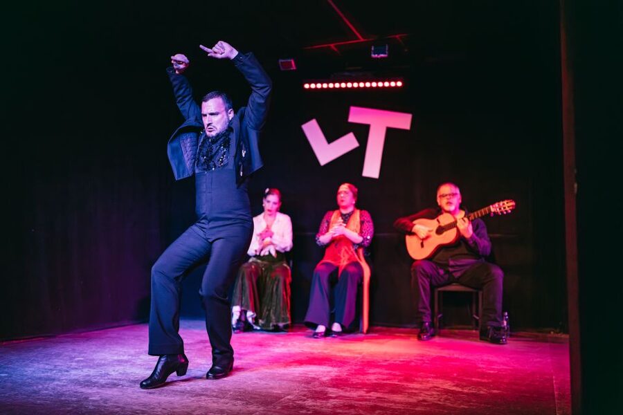 Madrid: Flamenco Show at Tablao "Las Tablas" with Drink - A one-hour program with a useful rhythm