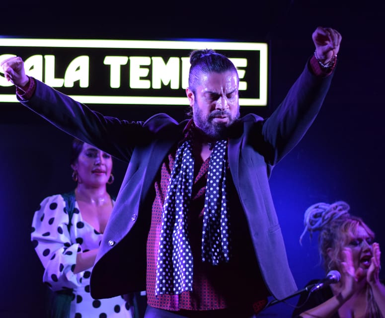 Madrid: Flamenco Show at Tablao Sala Temple with Drink - What the flamenco feels like in person