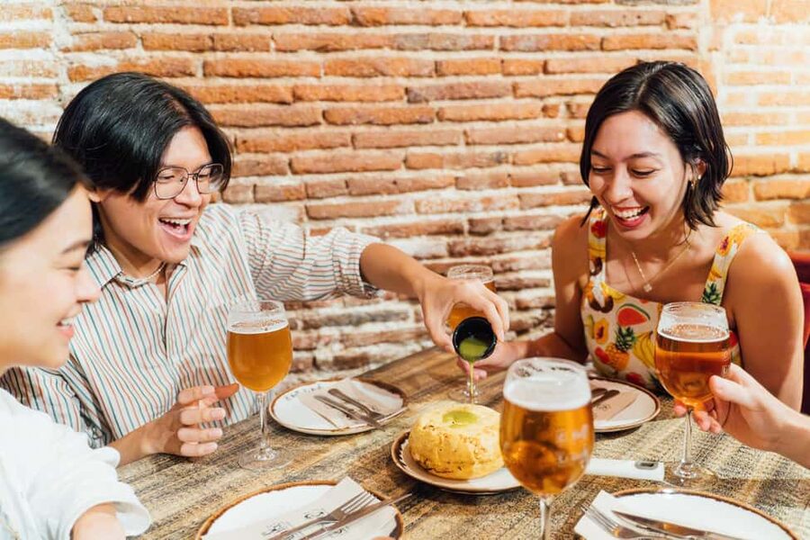 Madrid: Food Walking Tour with Drink and Local Guide - Key points to know before booking