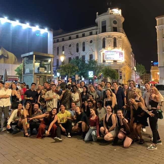 Madrid: Pub Crawl | Free shot & Free Club entry - Key points before you book