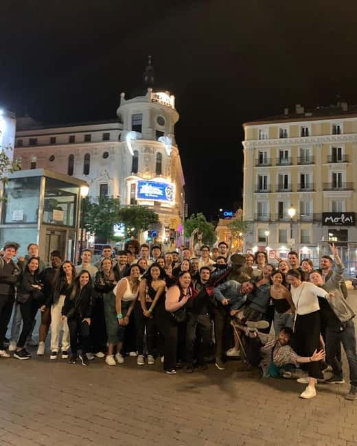 Madrid: Pub Crawl | Free shot & Free Club entry - Should you book it?