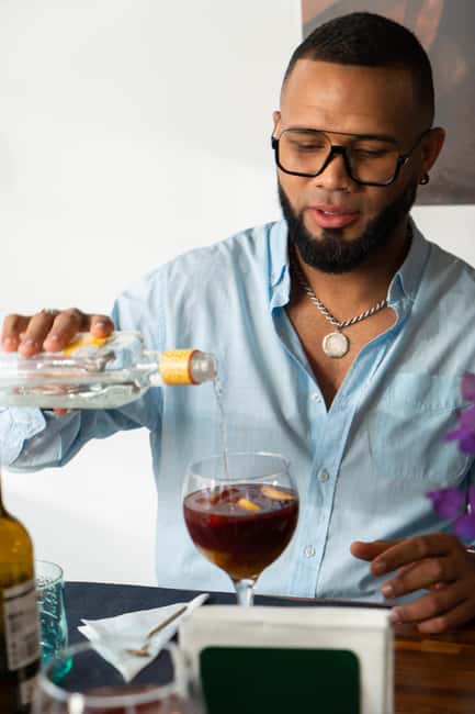 Madrid: Spanish Cocktail Workshop - Sangria, Tinto de Verano & Calimocho - Tapas turn the tasting into a light meal