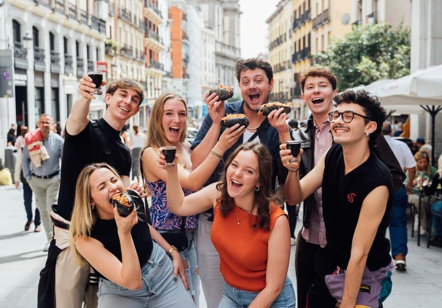 Madrid: Tapas Food Tour with Drinks and Food - Why La Latina is a smart place for a Madrid food tour