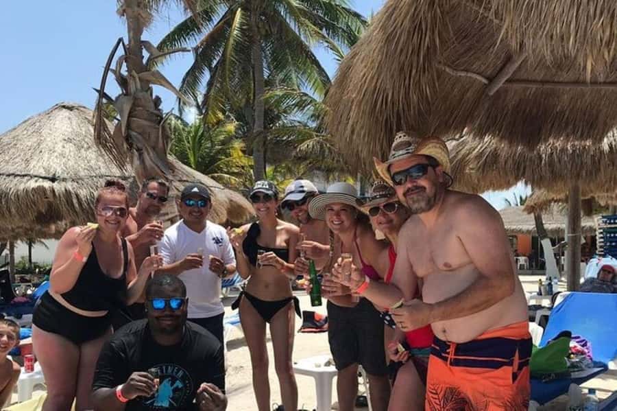 Mahahual: All-Inclusive Costa Maya Beach Break with Open Bar - Reaching Mahahual and Choosing Your Spot