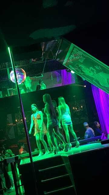 Makati Bar Crawl, GoGo Bar, Club, and Live Band - Poblacion and Makati nightlife