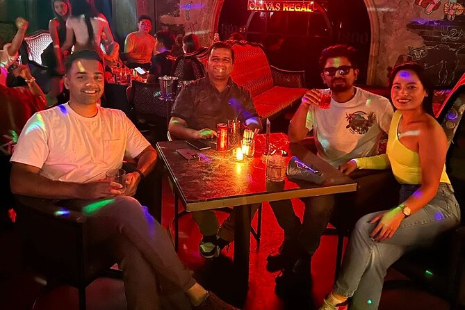 Makati "Pub Crawl & Bar Hopping" Experience with V - Run Rabbit Run closes the night near the rooftop