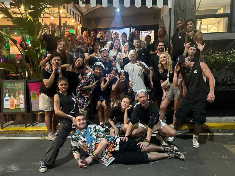 Makati Pub Crawl with Optional City Tour - Almacen at about 11 PM