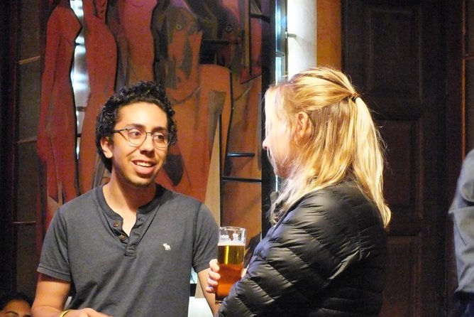 Malaga Nightlife Pub Crawl Tour with Drinks and Clubs Entry - The social side, from solo visitors to big groups