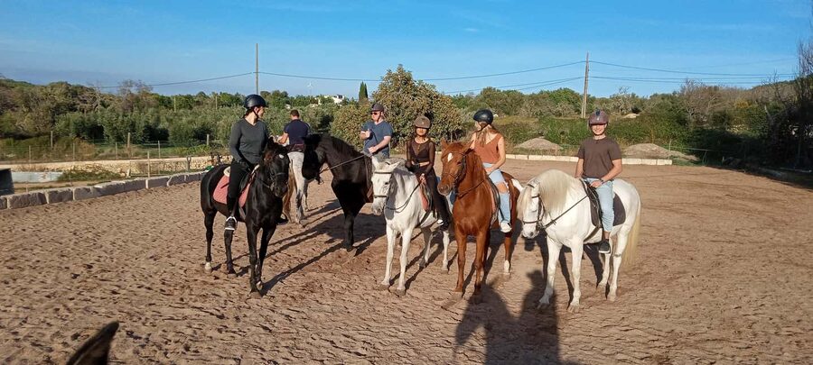 Mallorca: Sunset Horseback Ride with Drinks - Photos without stopping to manage your phone