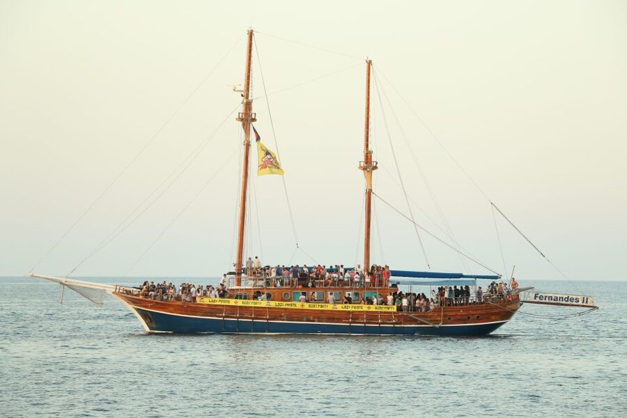 Malta: Lazy Pirate Boat Party with Drinks & Food - Key points before you book