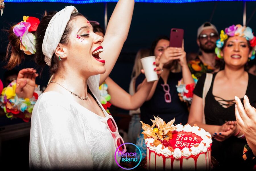 Malta: Sailboat Party with an Open Bar, Snack, and Swimming - What the staff and photographer add