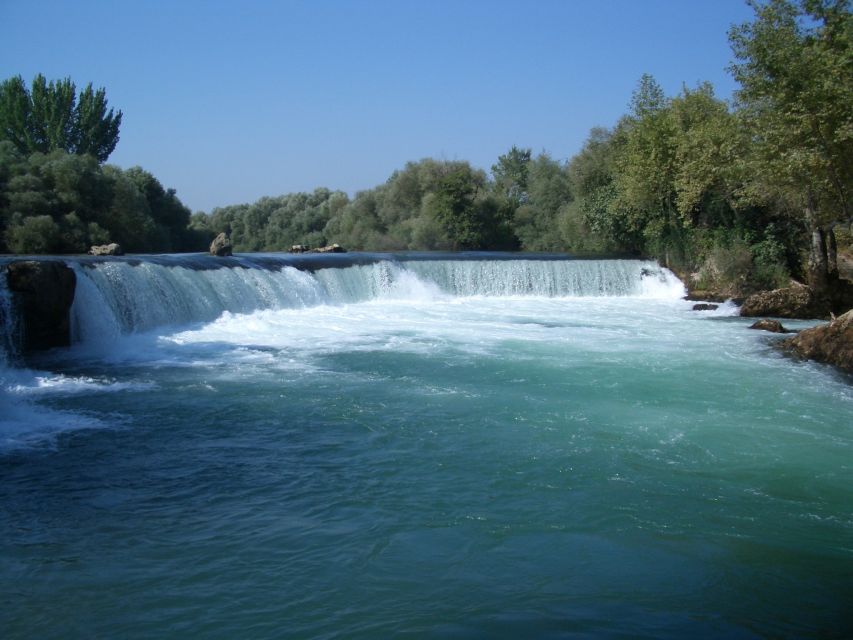 Manavgat Cruise & Grand Bazaar w/Lunch and Unlimited Drinks - Guide, group size, and communication