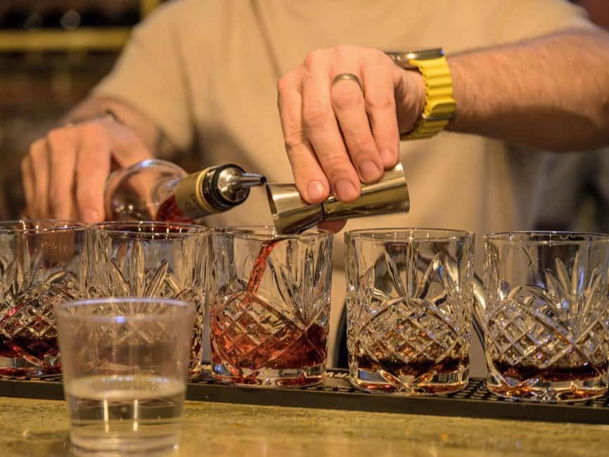 Manchester: Private Cocktail Masterclass & Sicilian Food - Welcome with an Italian aperitivo cocktail