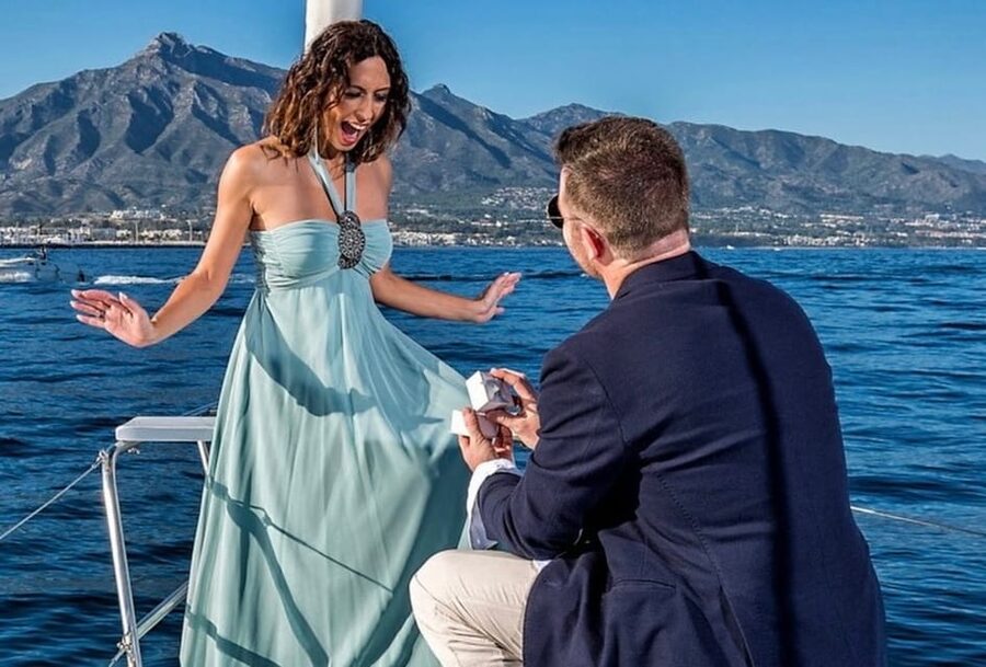 Marbella: Puerto Banús Private Sailing Cruise with Drinks - Key points to know before you book