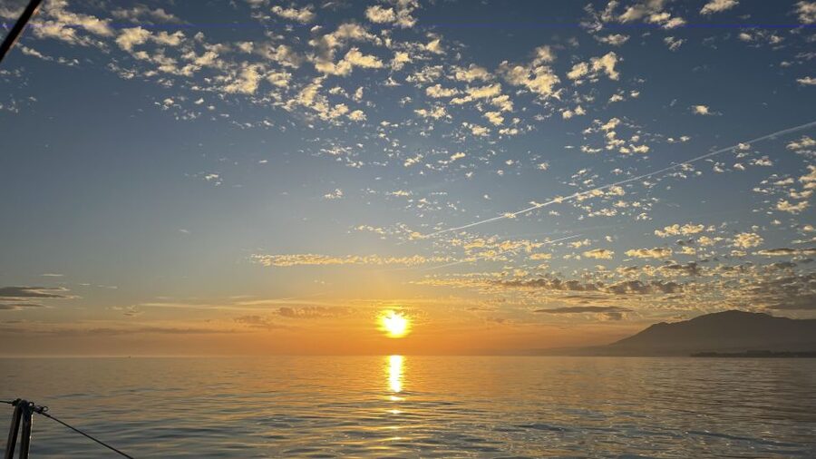 Marbella: Sunset Sailing Trip with Drinks and Snacks - Meeting Juan and the crew