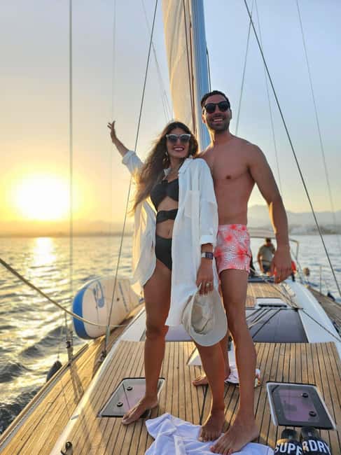 Marbella: Sunset Sailing Trip with Drinks and Snacks - The two-hour route along the Marbella coast