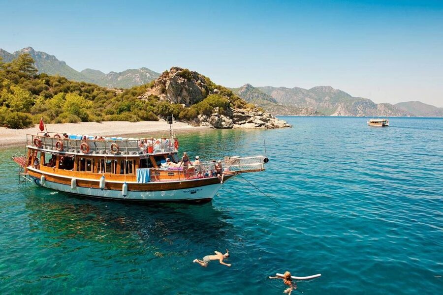 Marmaris: Boat Trip with Unlimited Drinks and BBQ Lunch - Key points to know before you book