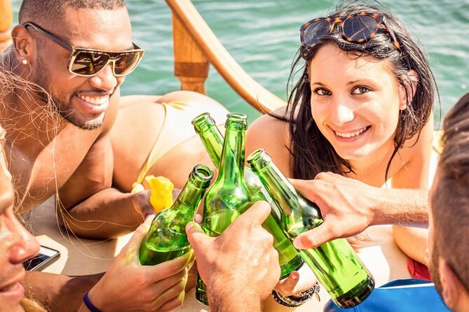Marmaris Booze Cruise With Ultra All Inclusive Drinks & BBQ Lunch - At a glance: what makes this cruise worth considering