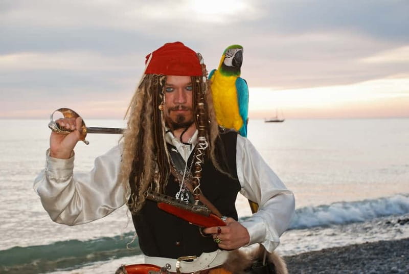 Marmaris: Pirate Boat Trip with Meal, Drinks and Transfer - Pickup from Marmaris, Armutalan, or İçmeler