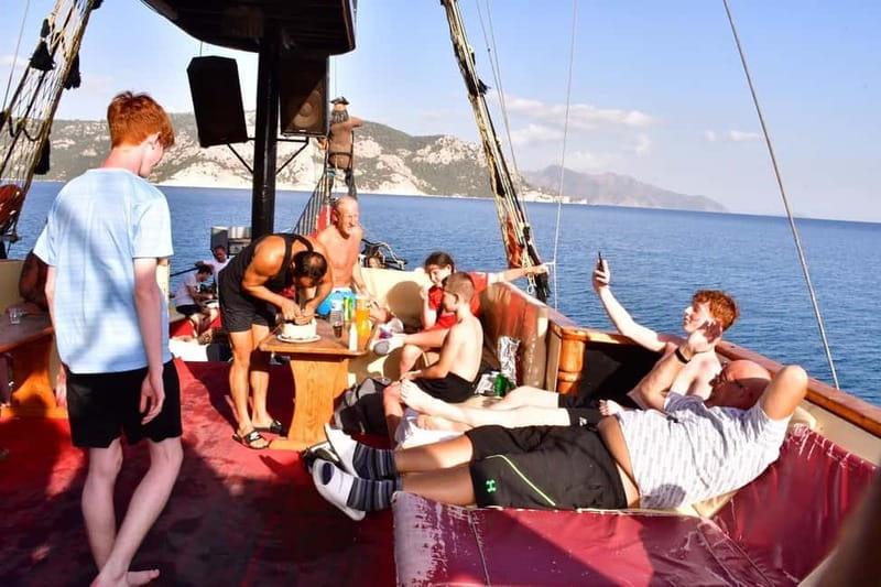 Marmaris Pirate Boat w/ Lunch, Unlimited Drinks & Foam Party - What to pack for seven hours on the coast