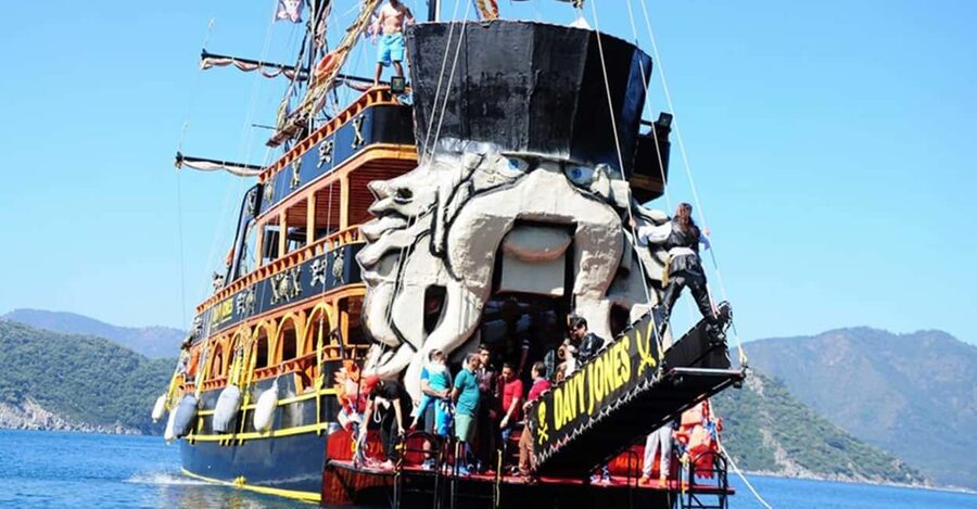 Marmaris Pirate Boat w/ Lunch, Unlimited Drinks & Foam Party - Lunch, unlimited drinks, and the practical value