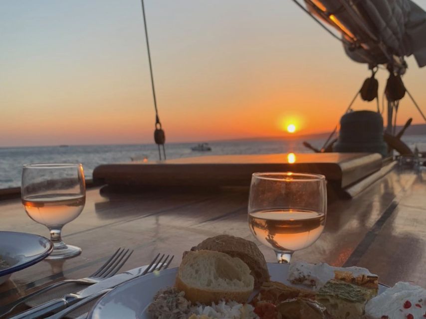 Marseille: Frioul Islands Sunset Cruise with Cocktail Dinner - Cancellation and practical booking advice