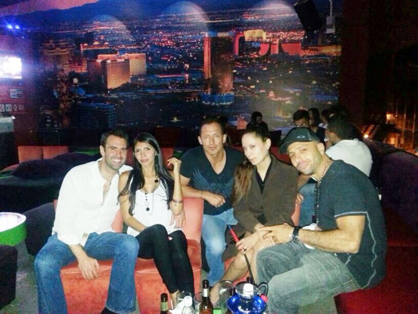 Medellín Pub Crawl Tour with Drinks - Who will get the most from this pub crawl?