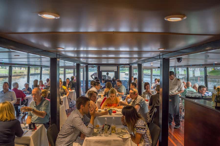 Melbourne: 4-Course Dinner Cruise with Drinks - Practical advice for a smoother evening