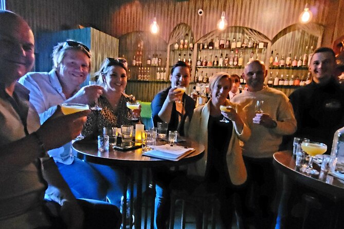 Melbourne: Hidden Bar and Cocktail Tour - The second and third stops: contrast is the point