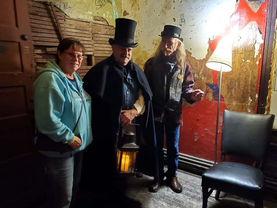 Memphis: Drinking Spirits with Spirits Haunted Pub Crawl - Key points at a glance