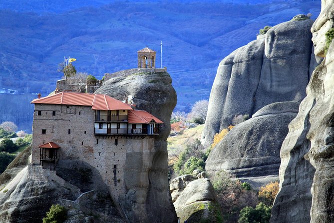 Meteora Monasteries Fully Private Day Tour with Great Lunch-Drinks Included - Varlaam Monastery and its dramatic approach