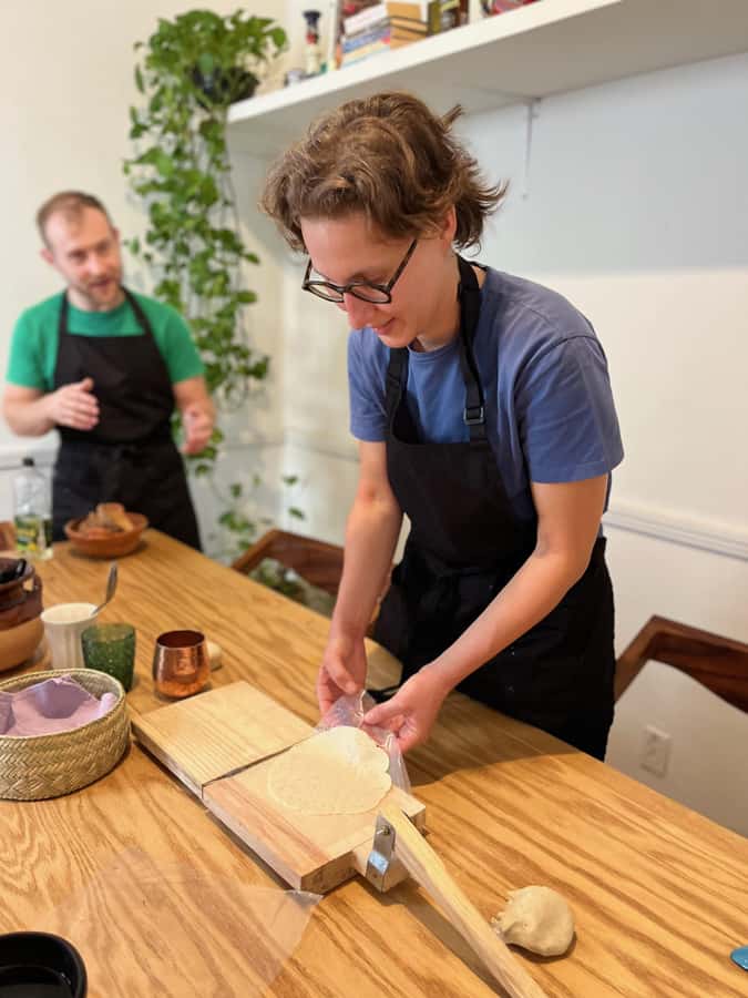 Mexico City: Salsa and Tortilla-Making Class with Drinks - English, Spanish, and the Pace of the Class