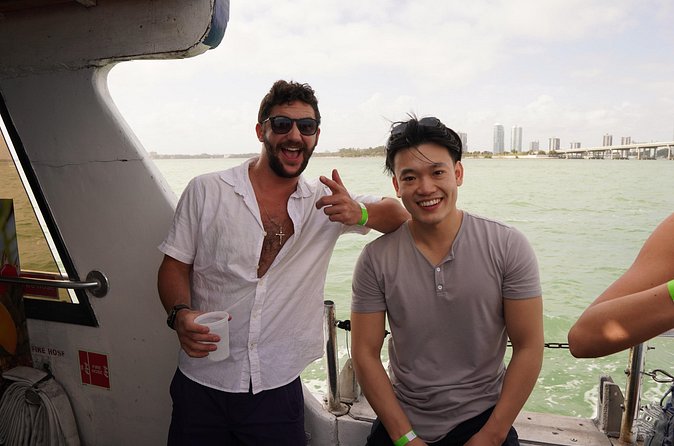 Miami: 3-Hours All Inclusive Party Boat Cruise - The open bar and what it really includes