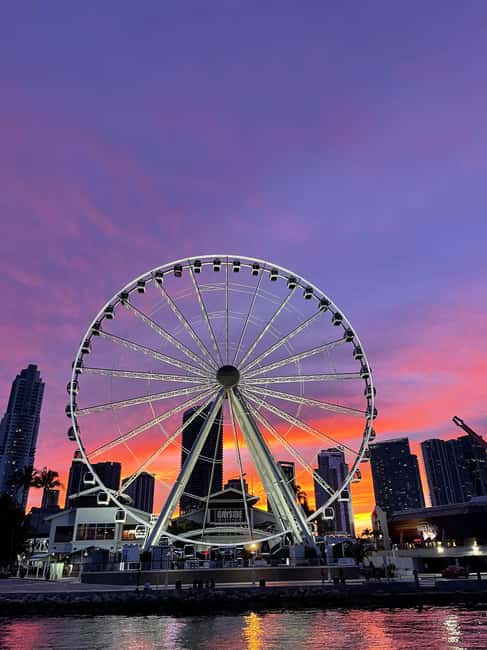 Miami Night two Hour Cruise with Open Bar & Skyline Views - Key points to know before you book