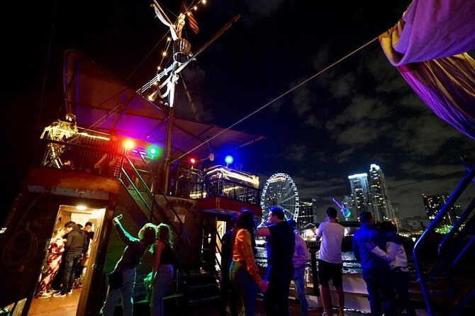 Miami Party Boat Cruise Music & Skyline Views - El Loro and the pirate-boat setting