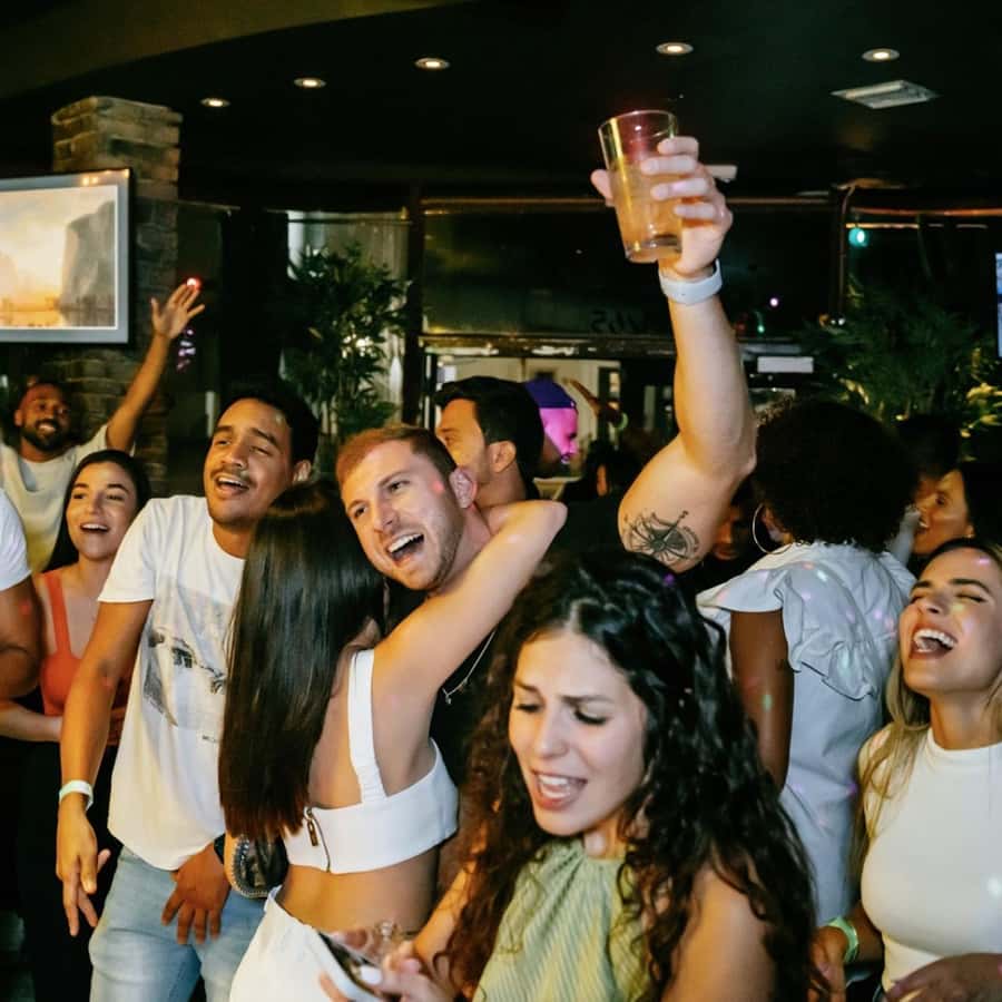 Miami Pub Crawl + Clubbing Experience - Why the walking route matters in Miami Beach