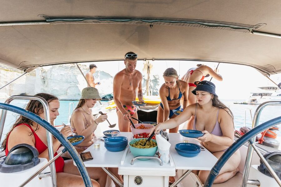 Milos: Kleftiko Cruise with Meal, Drinks and Photos at Sykia - Kleftiko: the main two-hour stop