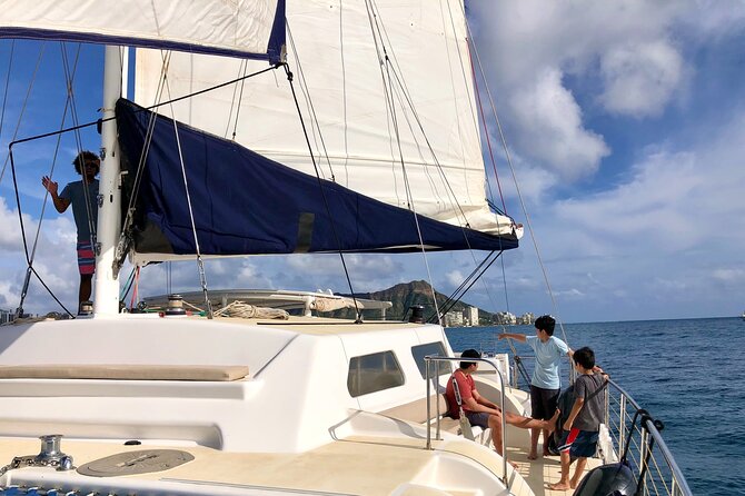 Moana’s Swim’n’Sail Cocktail Cruise Along the Waikiki Coast - Cocktails, water, and the real cost