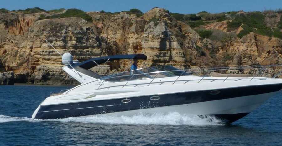 Morning/Afternoon Luxury Yacht Cruise with Drinks and Snacks - The crew and the feel of a private charter