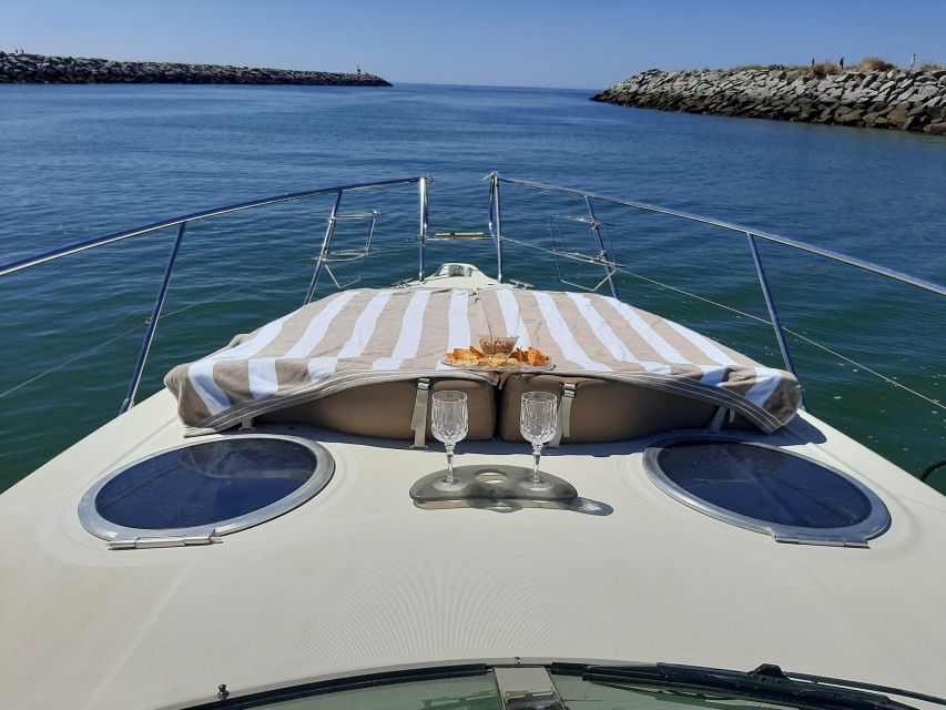 Morning/Afternoon Luxury Yacht Cruise with Drinks and Snacks - Is $1,119 good value for your group?
