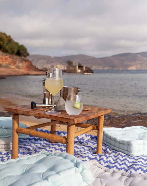 Mykonos: Cocktail Making Class on a Secluded Beach - Clothing, timing, and practical planning